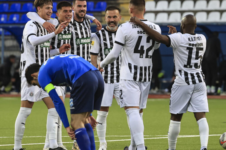 Iz Premijer lige u Partizan? Parni valjak želi sjajnog vezistu!